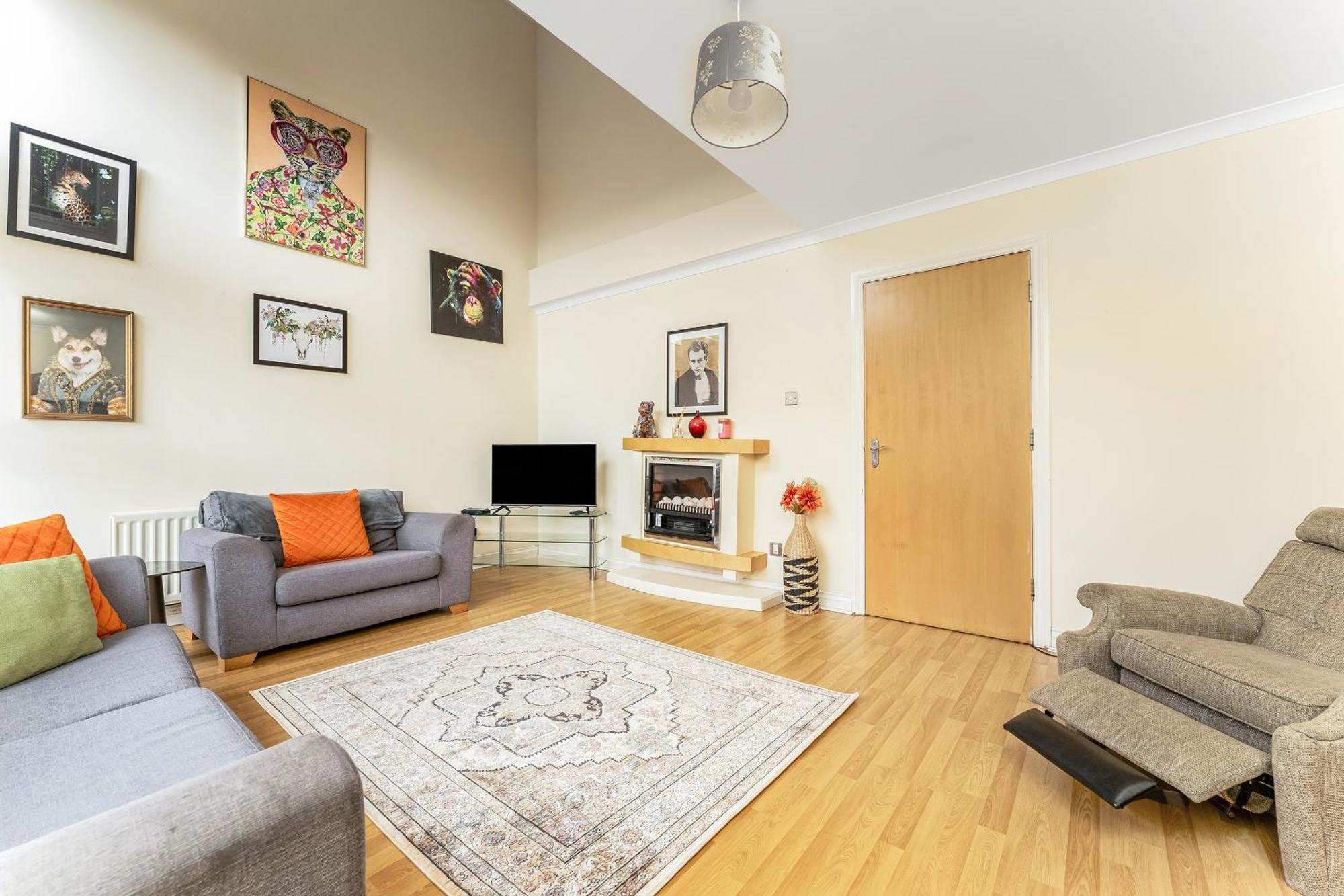 4bed Finnieston Skyhigh Duplex Apartment *